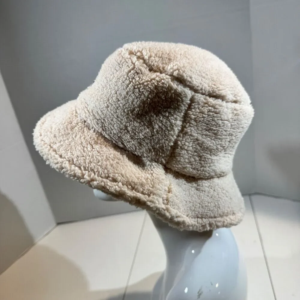But-ee's Sherpa Beige Lined Bucket Hat Unisex One Size Fits Most New